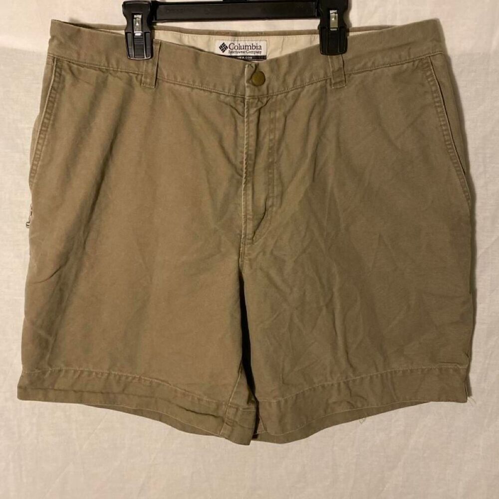 Columbia-sportswear Men's Khaki and Tan Shorts